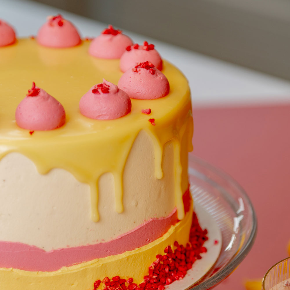 Lemon & Raspberry Cake - Image 5