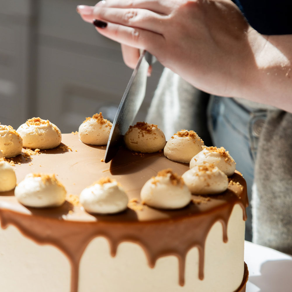 Biscoff Cake - Image 3