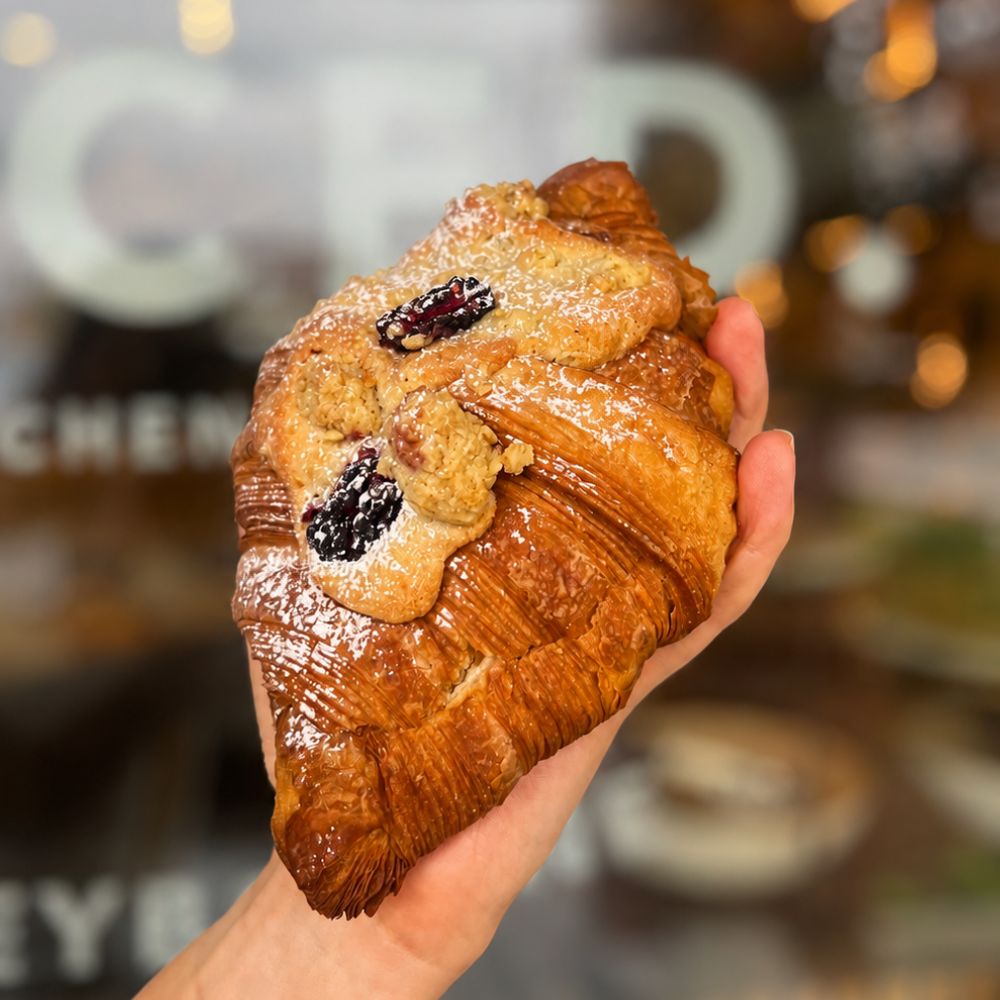 SlicedCakeKitchenBakery-AppleandBlackberryCroissant