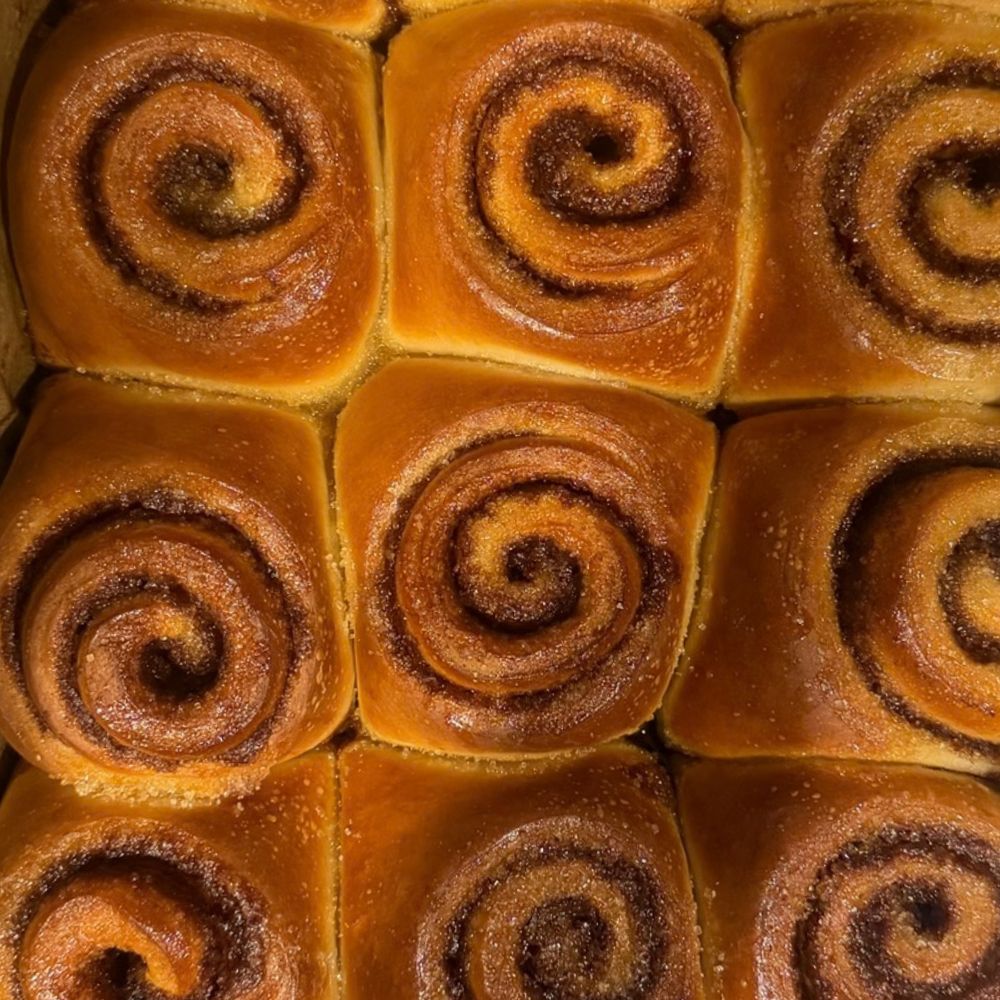SlicedCakeKitchenBakery-CinnamonBun